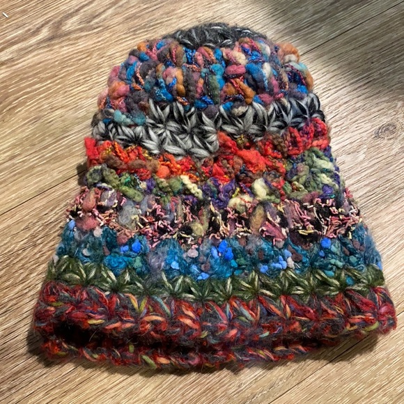 Grevi Accessories - NWOT  GREVI Multicolored Winter Beanie